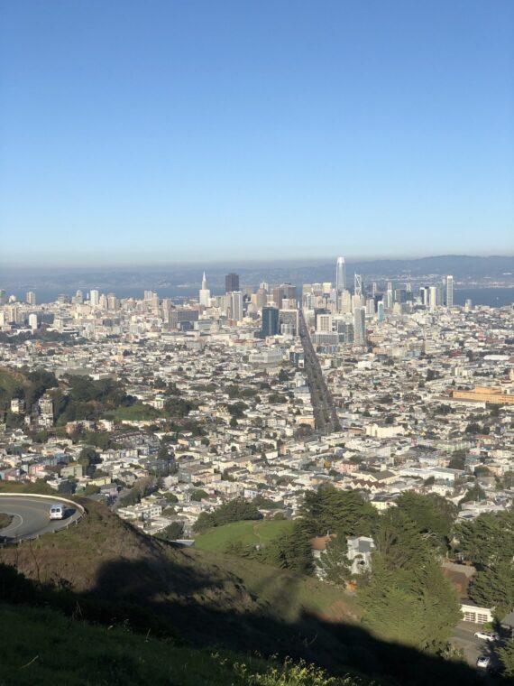 The view of the city of San Francisco from Twin Peaks